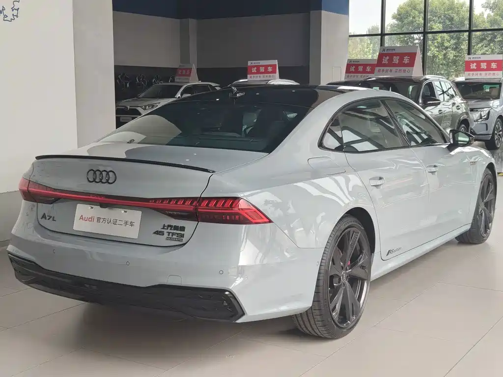Audi A7L 2024 45 TFSI quattro RS kit racing version купить на сайте DeffCars