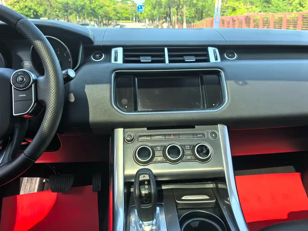 Range Rover Sport 2016 3.0 SC V6 SE купить на сайте DeffCars