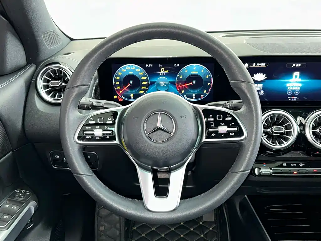 Mercedes GLB 2021 200 Dynamic купить на сайте DeffCars