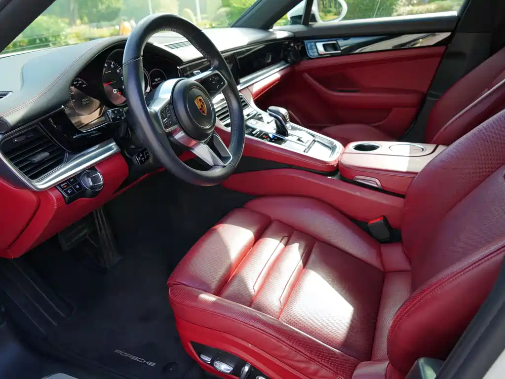 Panamera 2017 Panamera 4 Executive Extended Edition 3.0T купить на сайте DeffCars