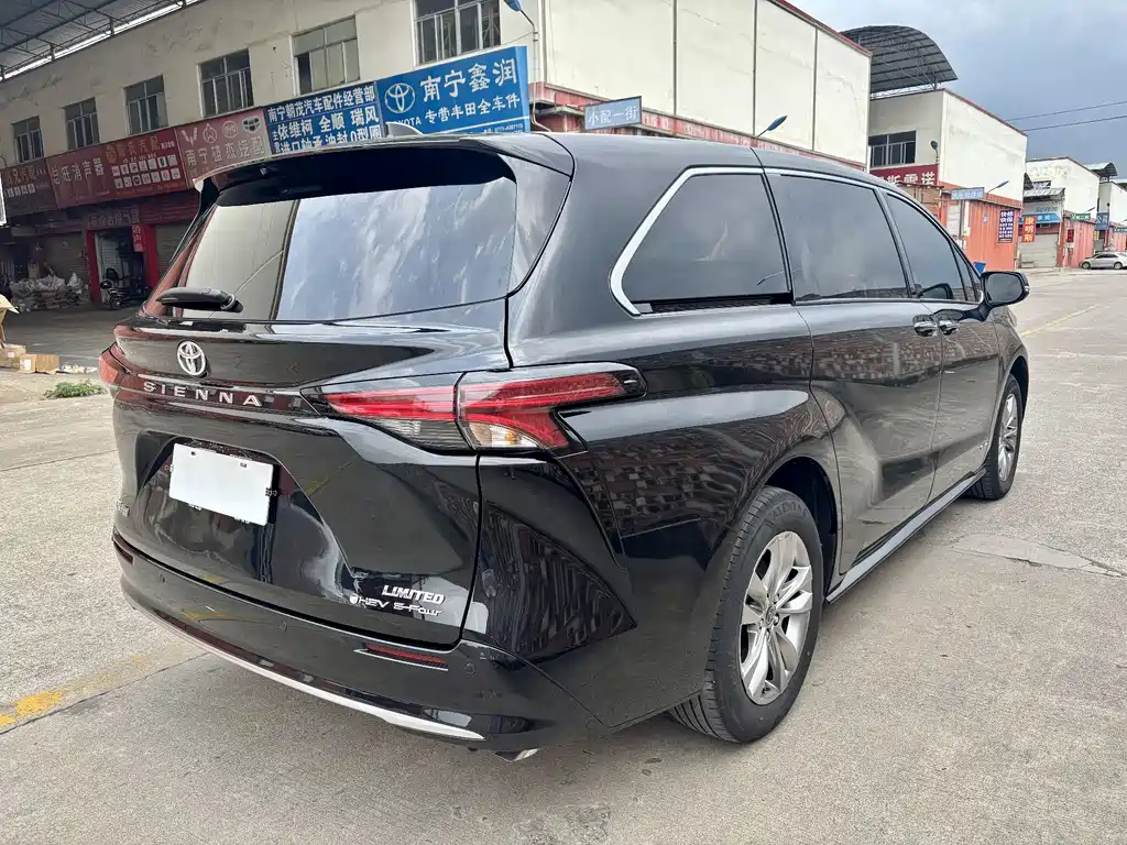 SIENNA 2024 2.5L hybrid four-wheel drive premium version купить на сайте DeffCars