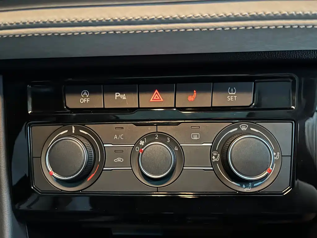 Jetta VS5 2023 280TSI automatic joy model купить на сайте DeffCars