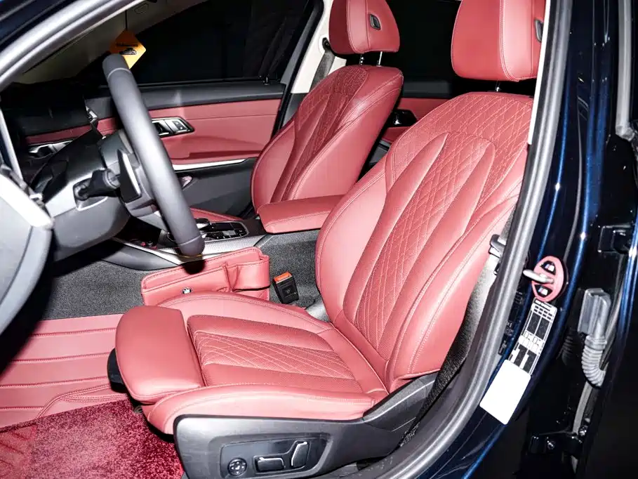 BMW 3 Series 2026 330Li M Sport Obsidian Set купить на сайте DeffCars