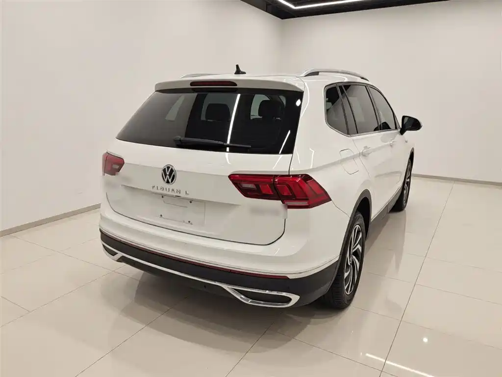 Tiguan L 2023 330TSI automatic two-wheel drive smart version купить на сайте DeffCars