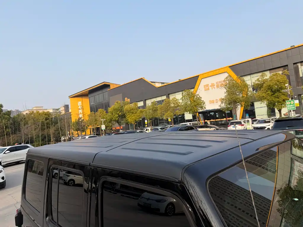 Wrangler 2021 2.0T Sahara four-door version купить на сайте DeffCars