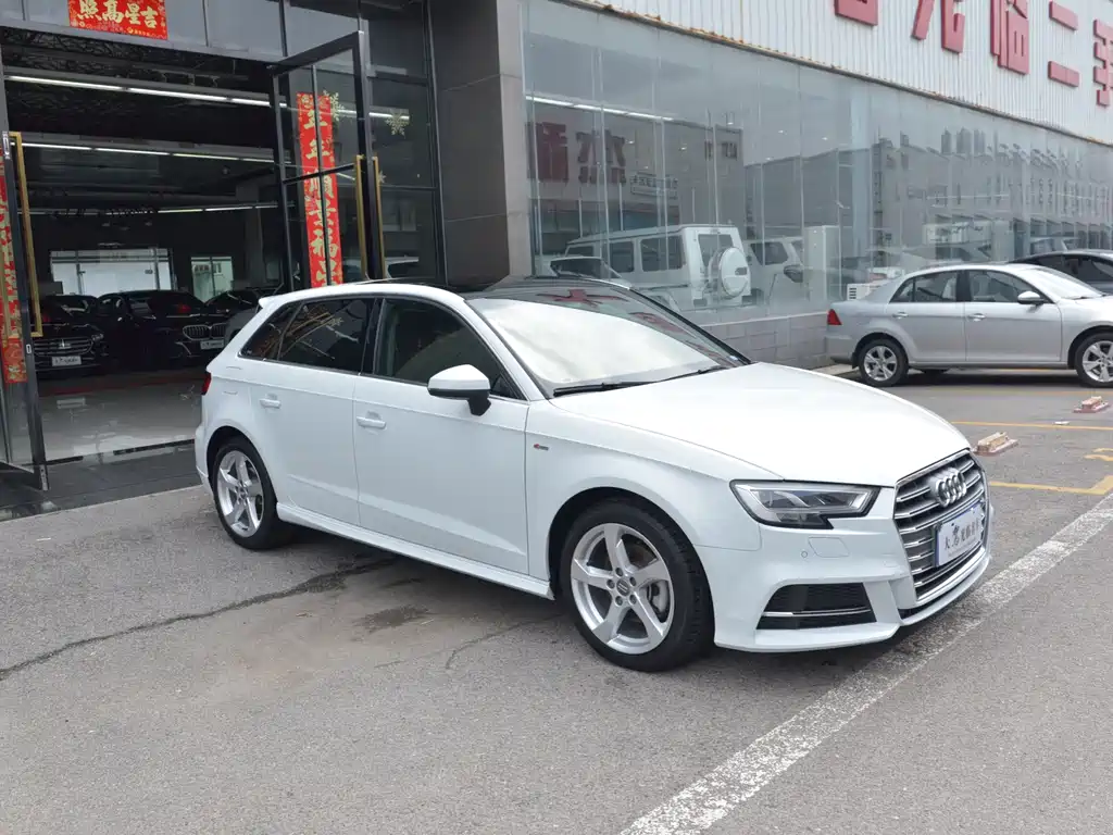 Audi A3 2020 Sportback 35 TFSI Fashion Type National VI купить на сайте DeffCars