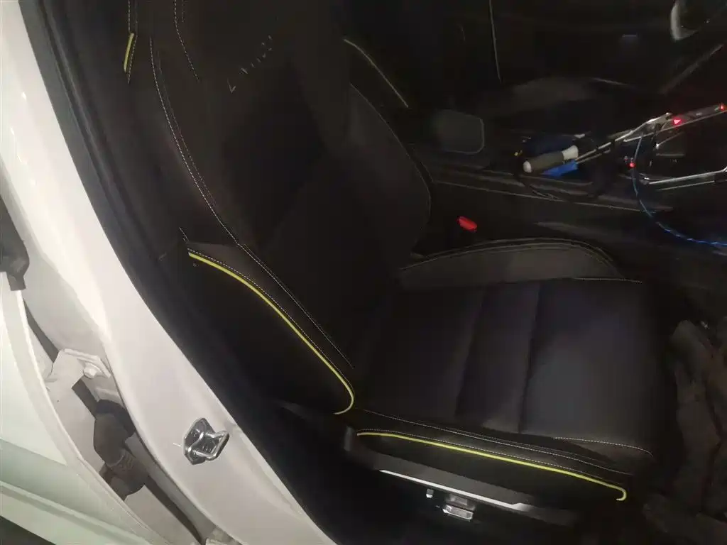 Lynk & Co 06 2023 Remix 1.5T Jin Halo купить на сайте DeffCars