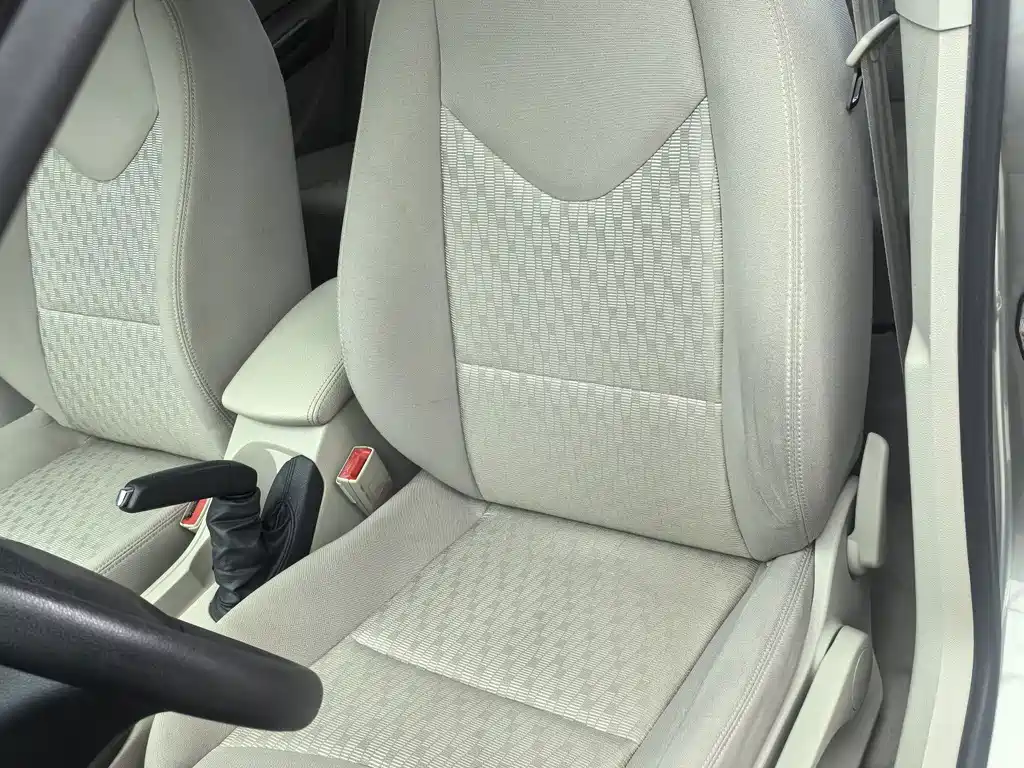 Peugeot 408 2011 2.0L Automatic Comfort Edition купить на сайте DeffCars