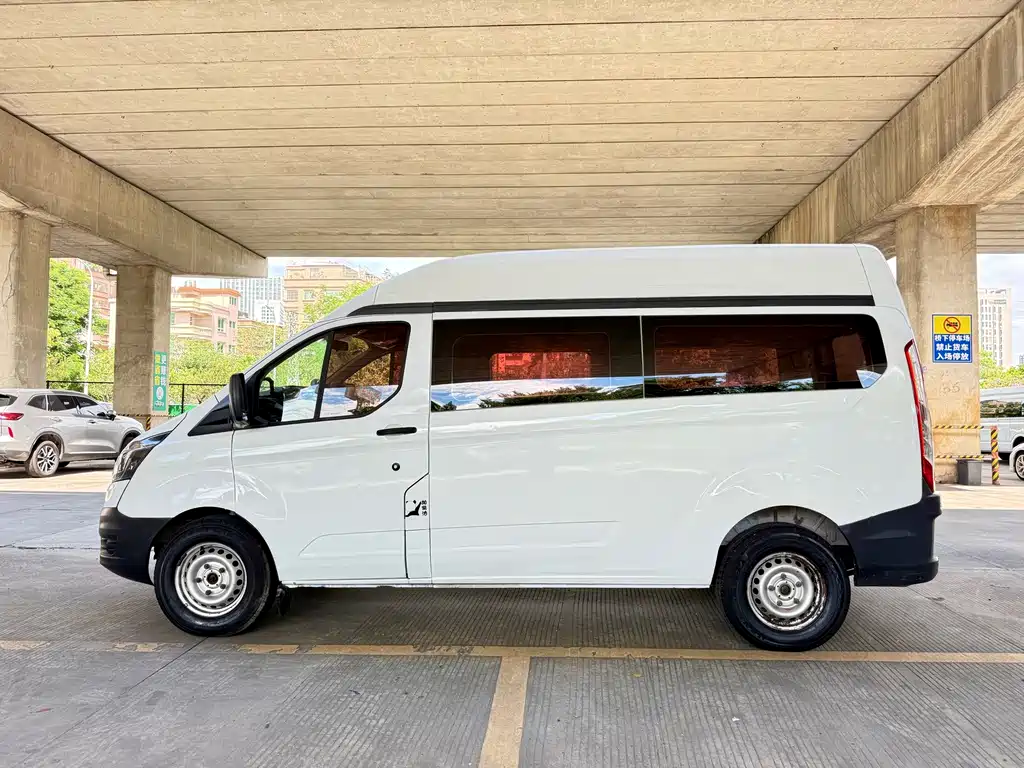 Transit 2017 2.0T diesel multifunctional commercial vehicle center axle top country IV купить на сайте DeffCars