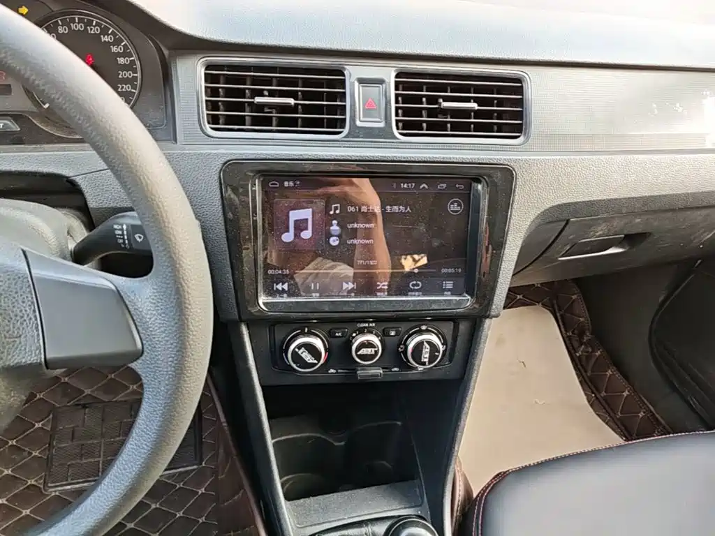 SANTANA 2015 1.4L manual fashion version купить на сайте DeffCars
