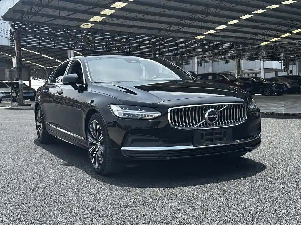 Volvo S90 2024 B5 Zhiyuan Luxury Edition купить на сайте DeffCars
