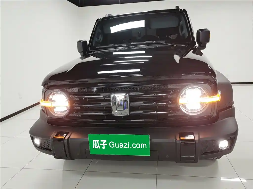 Tank 300 2023 Off-Road Version 2.0T Conqueror купить на сайте DeffCars