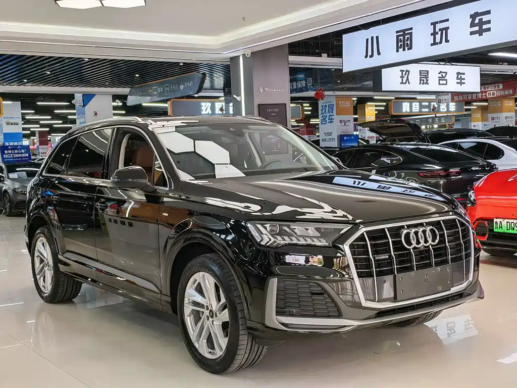Audi Q7 2023 45 TFSI quattro S line sports купить на сайте DeffCars