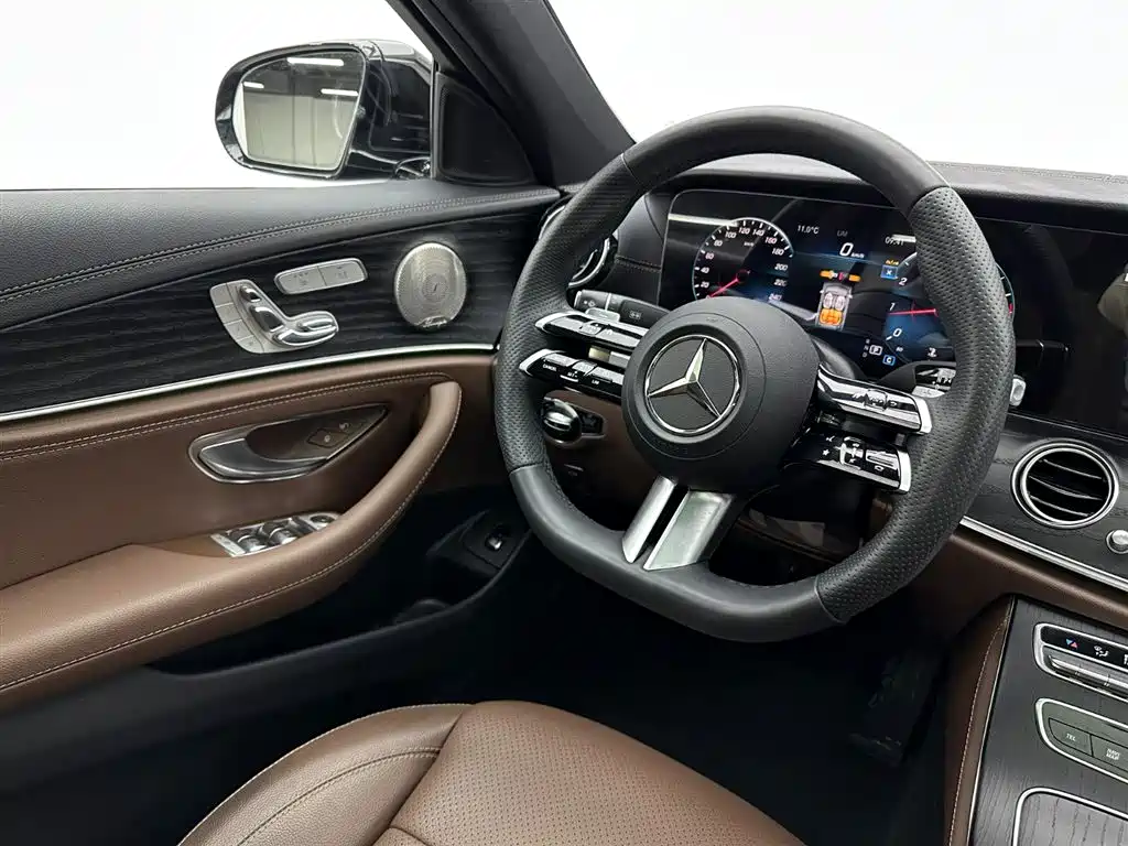 Mercedes-Benz E-Class 2023 facelift E 300 L sports luxury model купить на сайте DeffCars