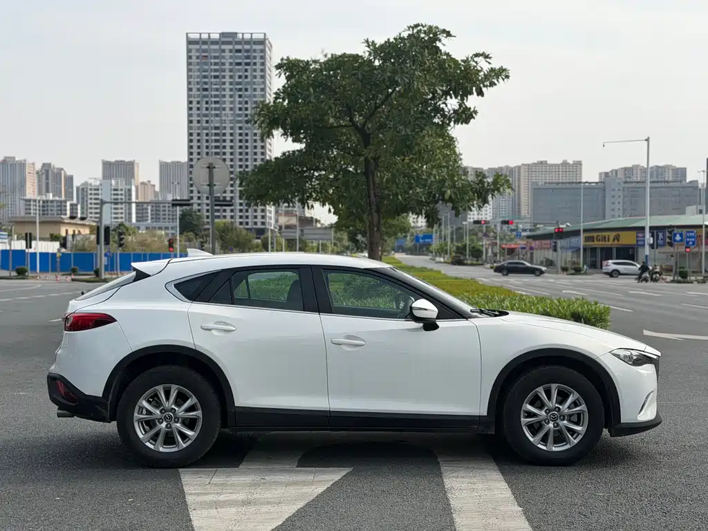 Mazda CX-4 2018 2.0L automatic 2WD Blue Sky Exploration Edition National V купить на сайте DeffCars