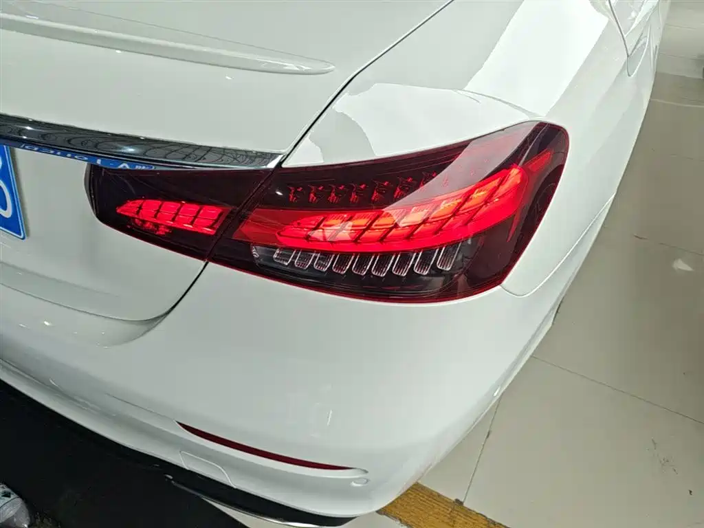 Mercedes-Benz E-Class imported 2021 facelift E 260 fashionable sports version купить на сайте DeffCars