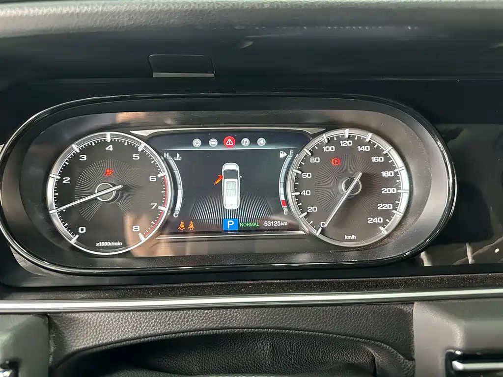 Trumpchi M6 2019 270T Automatic Exclusive Edition (seven seats) National V купить на сайте DeffCars