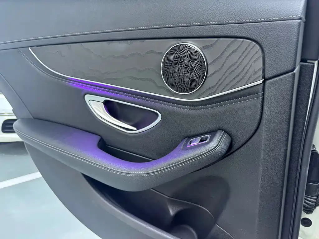 Mercedes-Benz C-Class 2019 facelift C 260 L sports version купить на сайте DeffCars