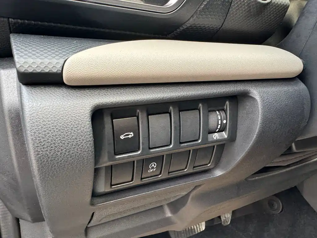 Forester 2022 2.0i AWD Deluxe Edition EyeSight купить на сайте DeffCars