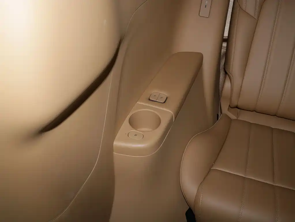 Lantu Dreamer 2025 PHEV four-wheel drive flagship Kunpeng version купить на сайте DeffCars