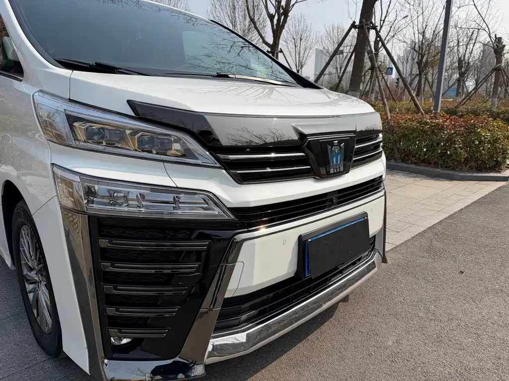 Wilfa 2023 Crown Dual Engine 2.5L HV Extreme Edition купить на сайте DeffCars
