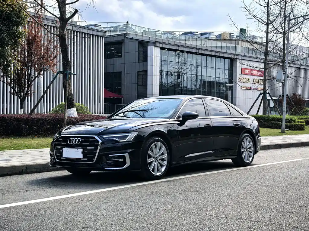 Audi A6L 2024 45 TFSI Premium Dynamic Model купить на сайте DeffCars