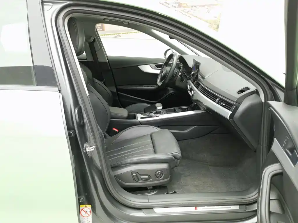 Audi A4L 2022 40 TFSI luxury and dynamic model купить на сайте DeffCars