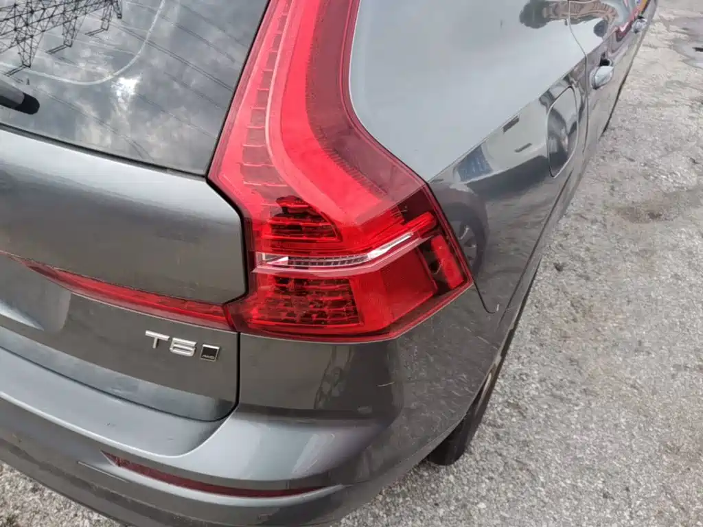 Volvo XC60 2019 T5 4WD Zhiyi Edition National V купить на сайте DeffCars
