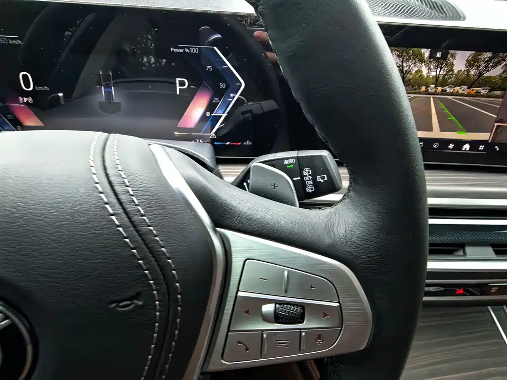 BMW X7 2024 xDrive40i Leading Luxury Package купить на сайте DeffCars
