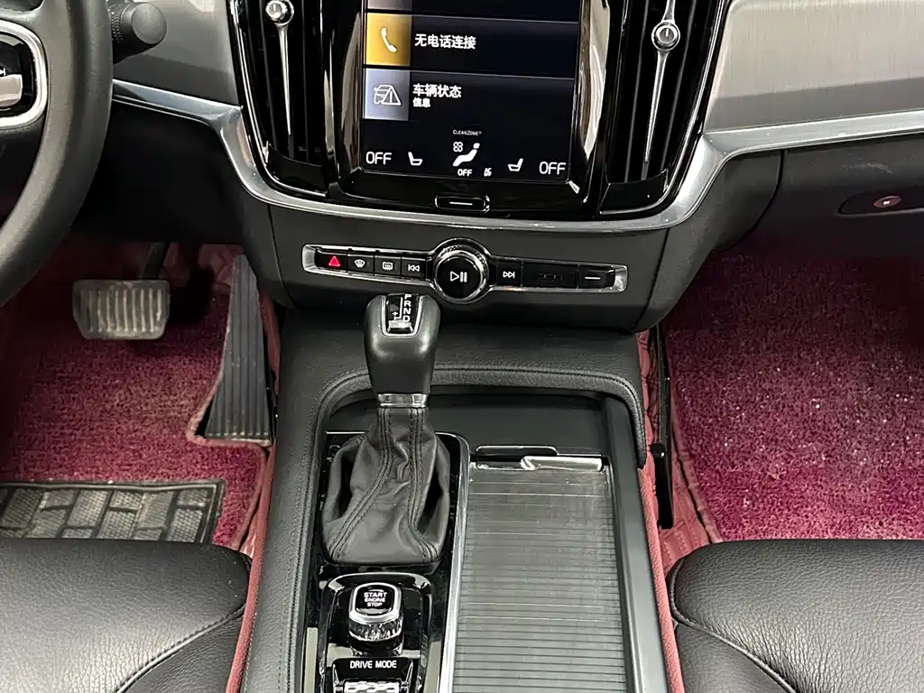 Volvo S90 2020 T5 Zhiyi Luxury Edition купить на сайте DeffCars