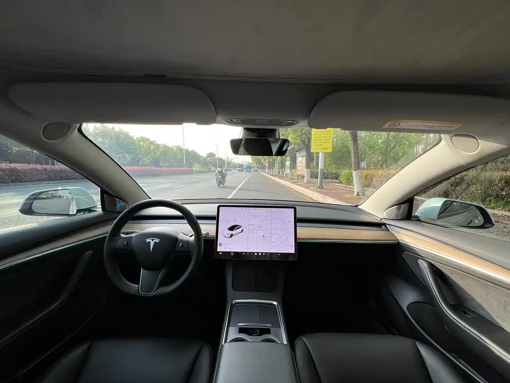 Model 3 2021 standard range rear drive upgraded version 3D6 купить на сайте DeffCars