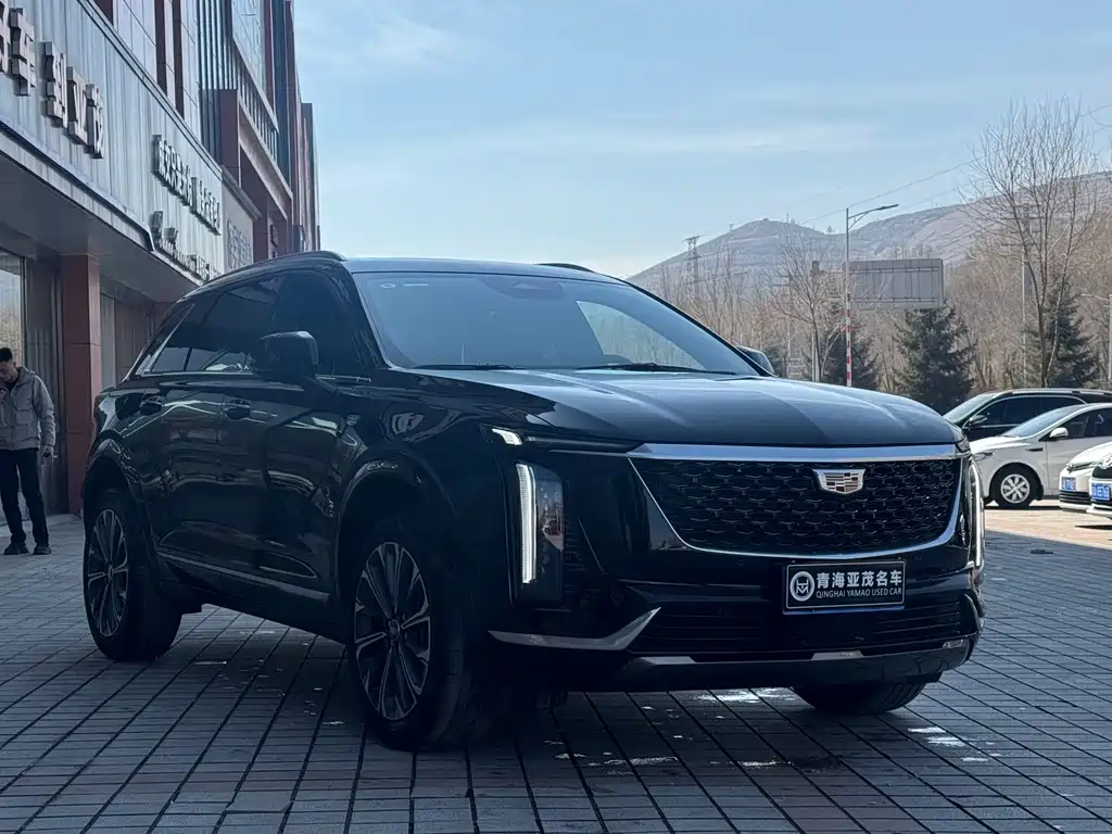 Cadillac XT5 2026 2.0T Metropolis купить на сайте DeffCars