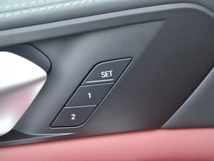 BMW X5 2026 Facelift xDrive 30Li Exclusive M Sports Night Package купить на сайте DeffCars