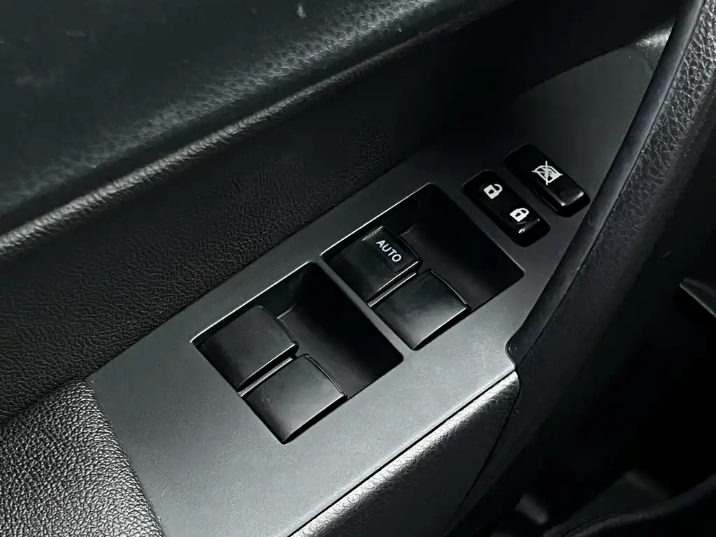 Ralink 2016 Shuangqing 1.8H GS E-CVT Elite Sunroof Edition купить на сайте DeffCars