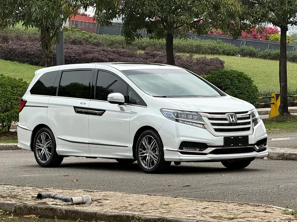 Alison 2019 2.0L Hybrid Deluxe Edition купить на сайте DeffCars