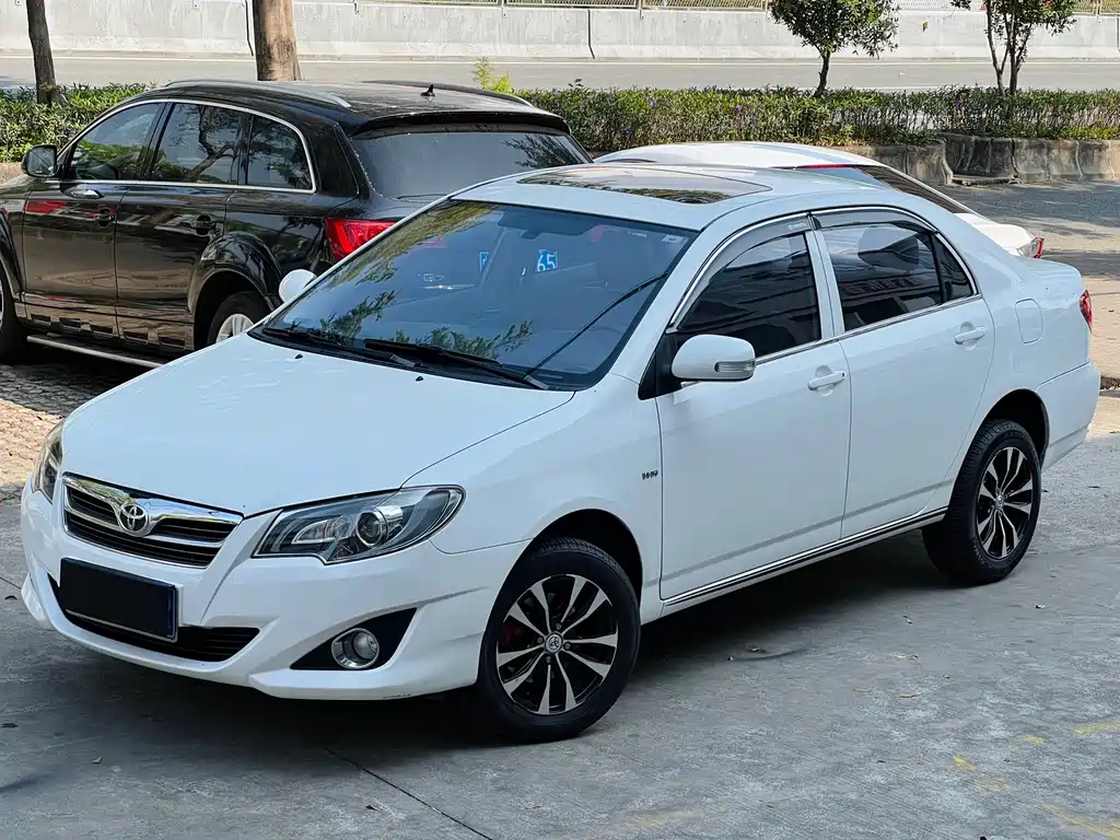 Corolla 2013 1.6L automatic luxury version купить на сайте DeffCars