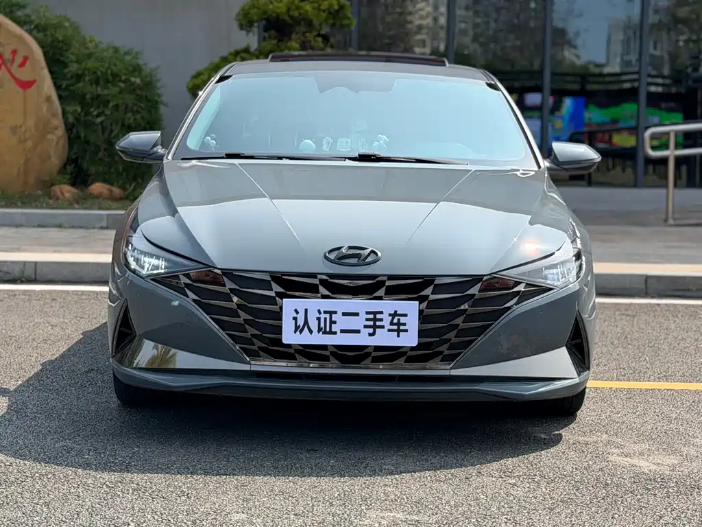 Elantra 2021 1.5L CVT LUX Premium Edition купить на сайте DeffCars