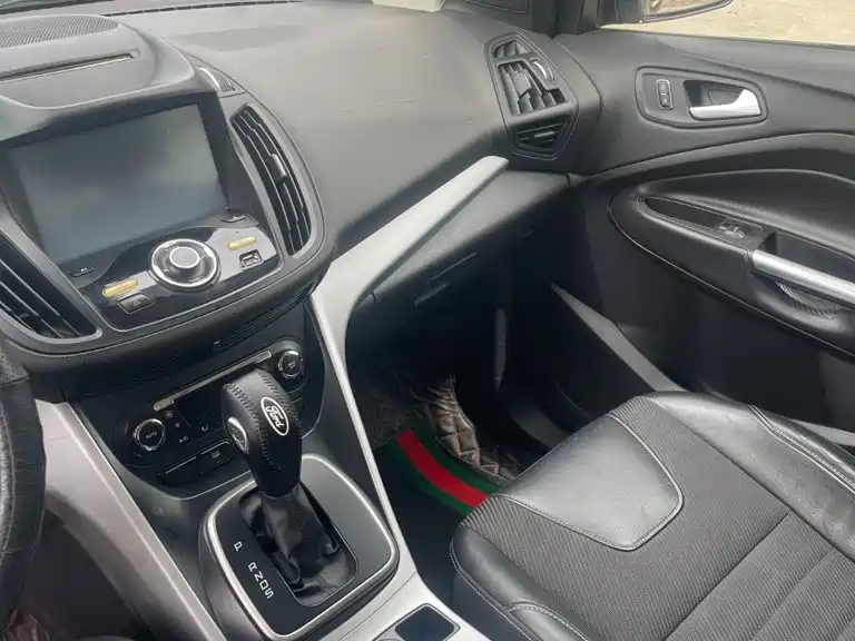 Kuga 2013 1.6L GTDi two-wheel drive fashion model купить на сайте DeffCars
