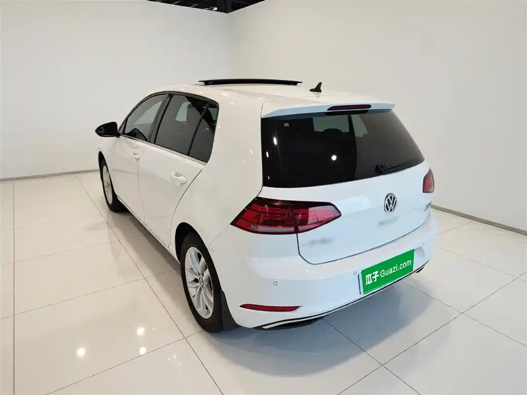 Golf 2019 280TSI DSG comfort model National VI купить на сайте DeffCars