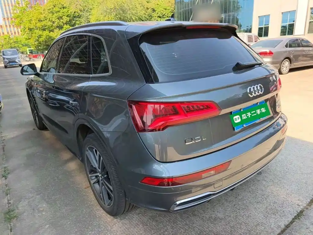 Audi Q5L 2020 facelift 40 TFSI enjoys fashionable style купить на сайте DeffCars