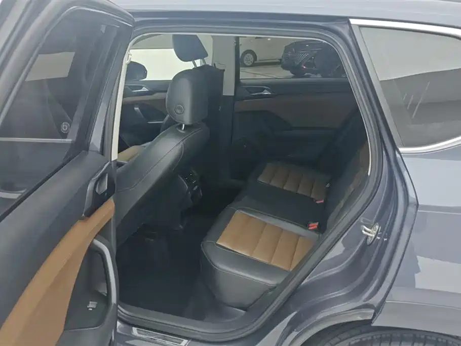 Tuyue 2019 330TSI four-wheel drive flagship version National VI купить на сайте DeffCars