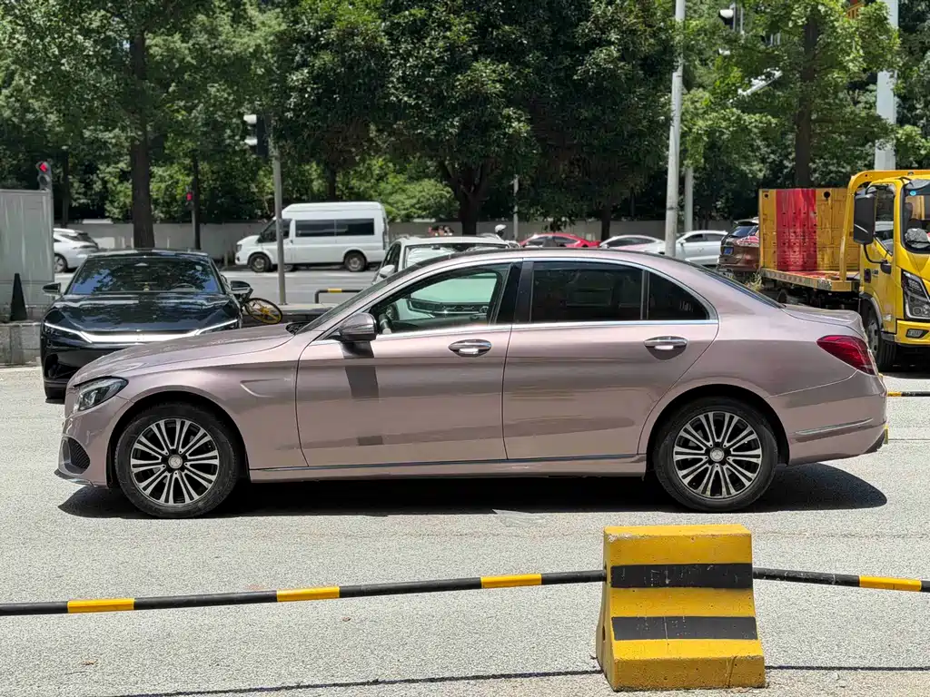 Mercedes-Benz C-Class 2015 facelift C 200 L купить на сайте DeffCars
