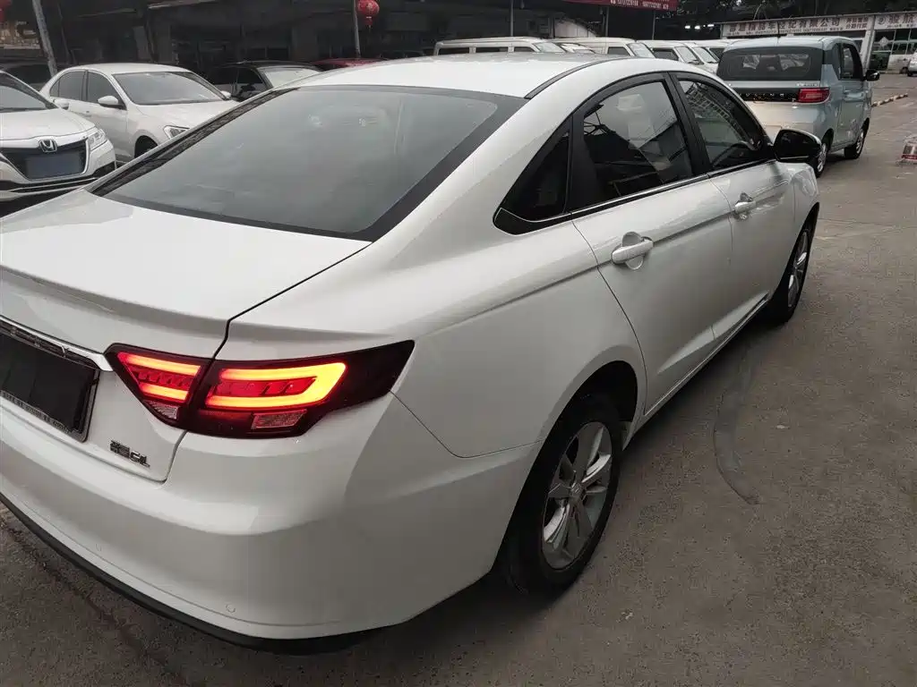 Emgrand GL 2021 UP 1.4T CVT luxury model купить на сайте DeffCars