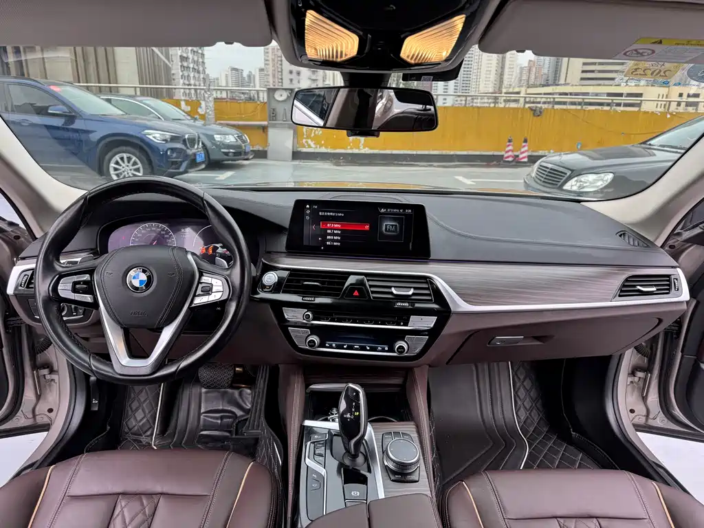 BMW 5 Series 2019 530Li Exclusive Luxury Package купить на сайте DeffCars