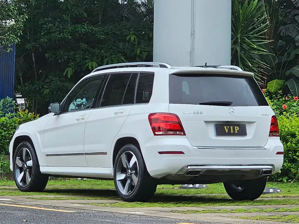 Mercedes-Benz GLK-Class 2013 GLK 300 4MATIC Dynamic Sunroof Type купить на сайте DeffCars