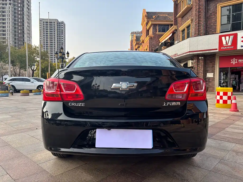 Cruze 2015 1.5L Classic SE AT купить на сайте DeffCars