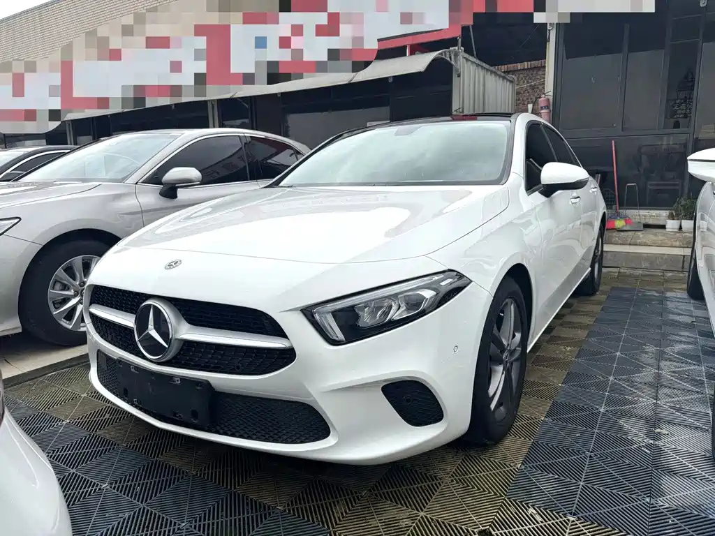 Mercedes-Benz A-Class 2020 Facelift A 200 L Sports Sedan Fashionable купить на сайте DeffCars