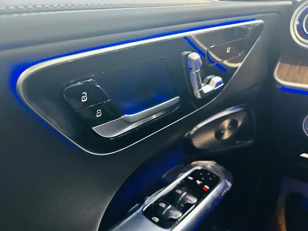 Mercedes-Benz C-Class 2026 C 260 L купить на сайте DeffCars
