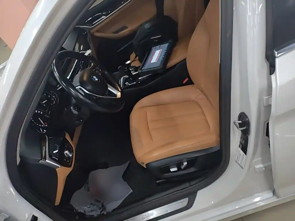 BMW 5 Series 2018 528Li Special Edition launched купить на сайте DeffCars