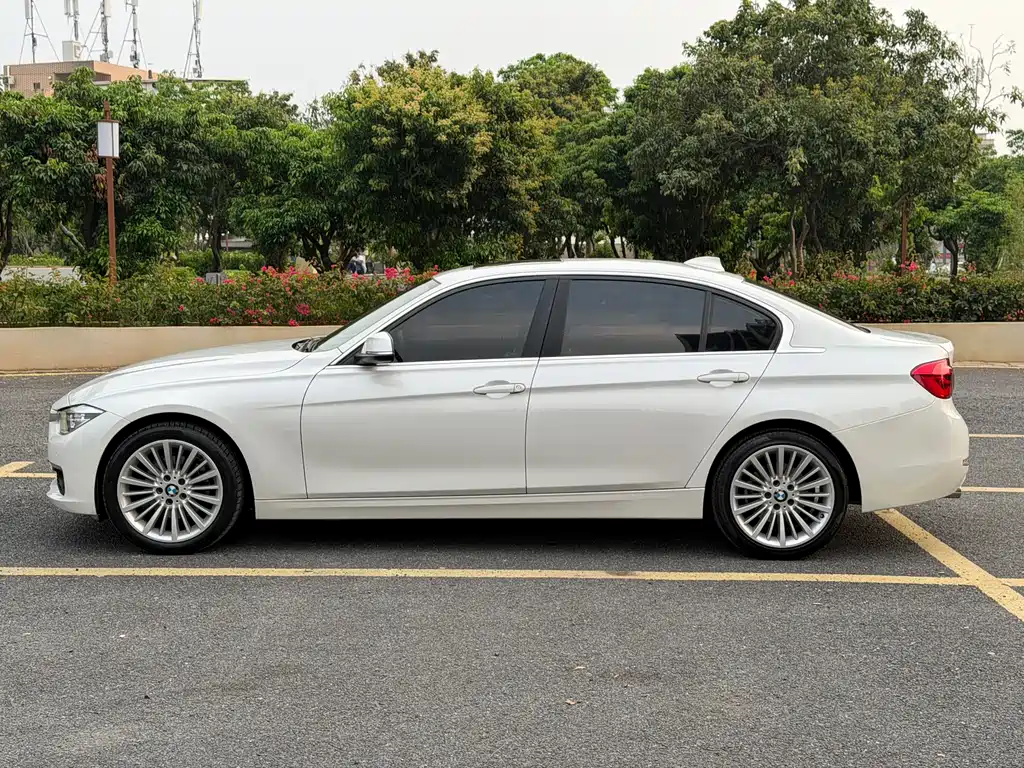 BMW 3 Series 2018 320Li xDrive Fashion купить на сайте DeffCars